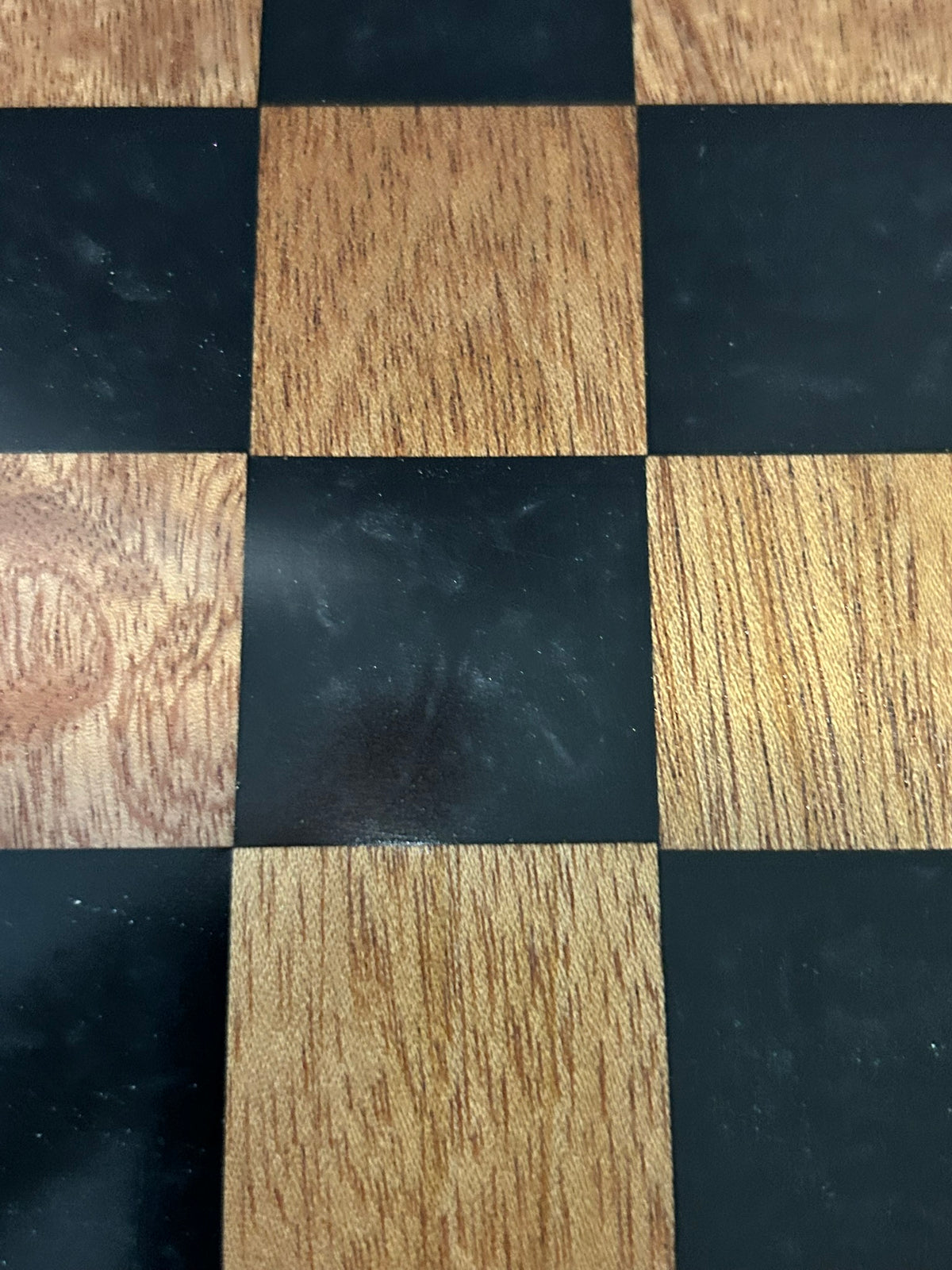 Sapele/Graphite Black Checker Board