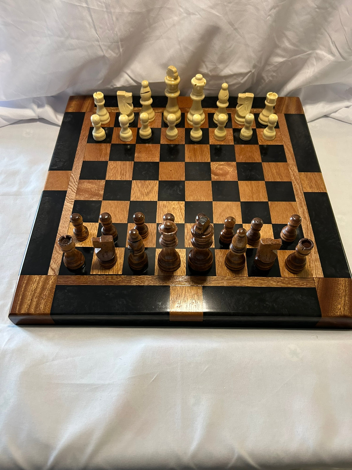 Sapele/Graphite Black Checker Board