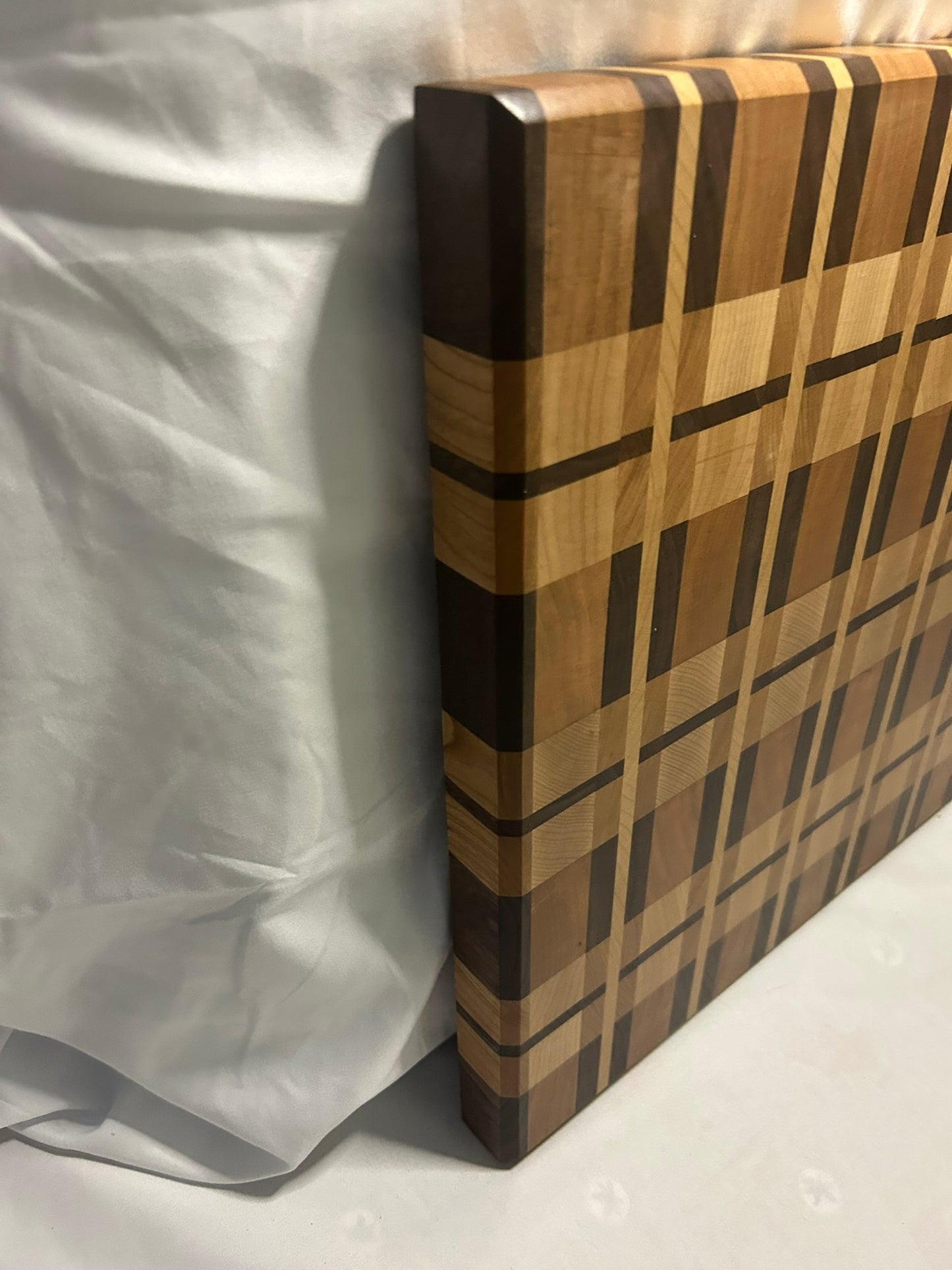 Plaid Pattern Cutting Board