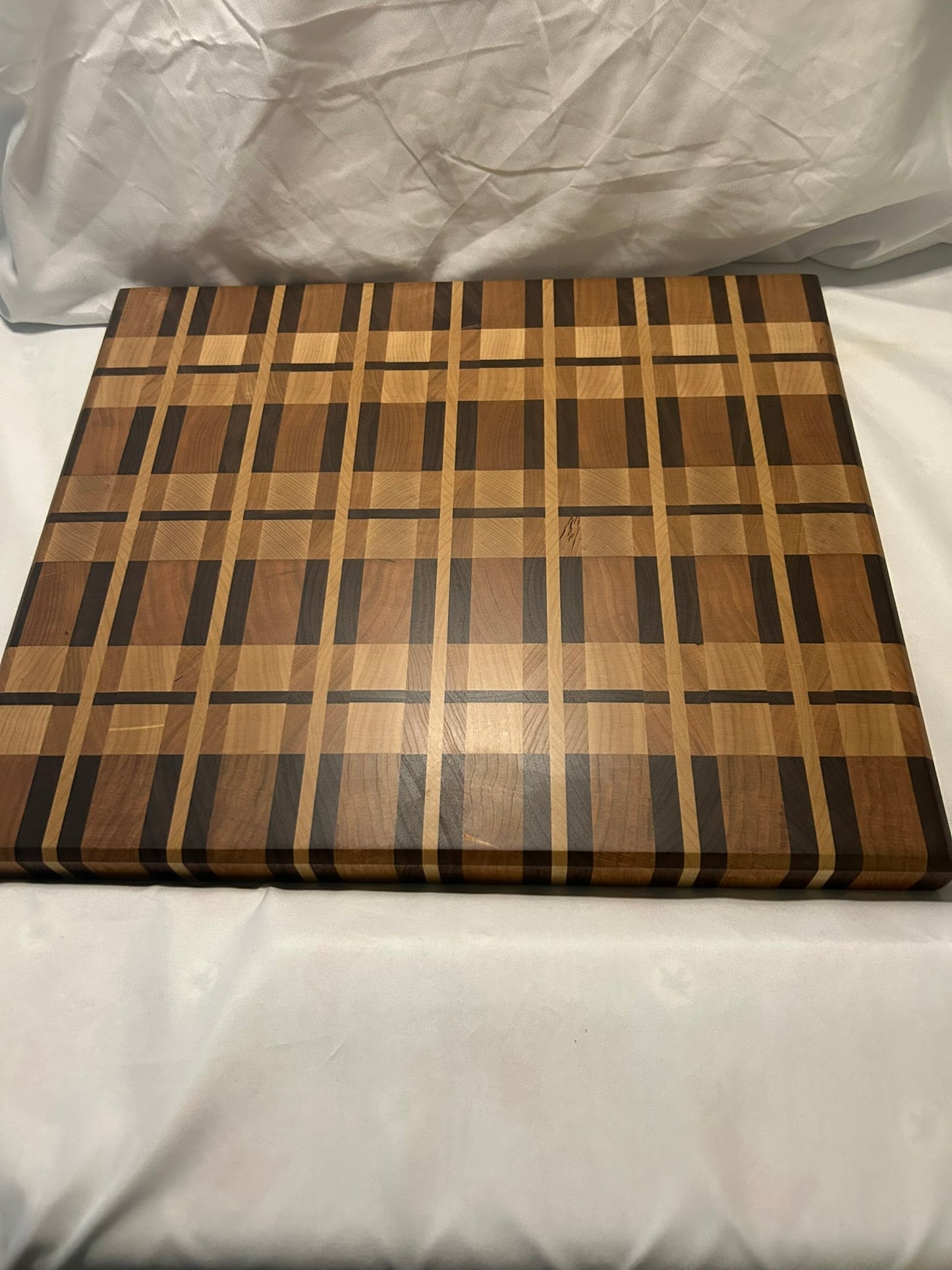 Plaid Pattern Cutting Board